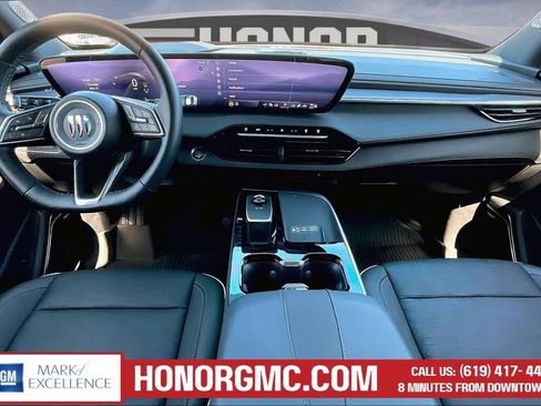Used 2025 Buick Enclave Sport Touring w/ LPO, Floor Liner Package FWD image 7
