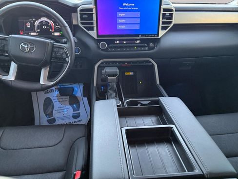 Used 2024 Toyota Tundra Limited image 11