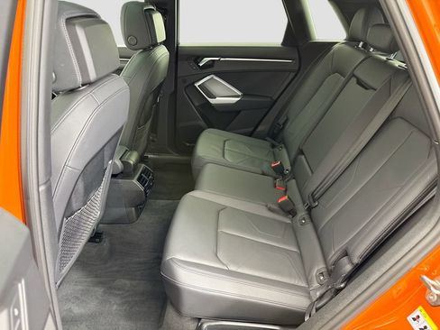 Certified 2025 Audi Q3 2.0T Premium w/ Convenience Package image 19