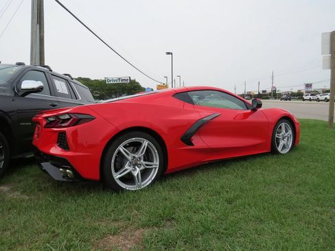 Certified 2022 Chevrolet Corvette Stingray Preferred Cpe w/ 2LT RWD image 8