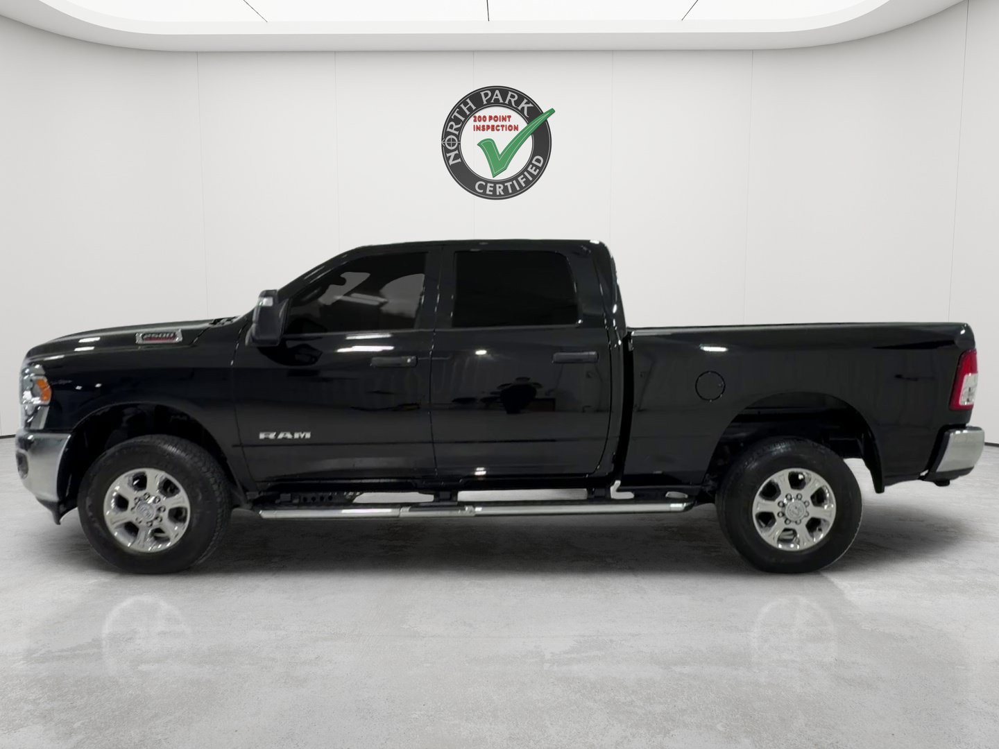 Used 2024 RAM 2500 Big Horn w/ Bed Utility Group AWD/4WD image 3