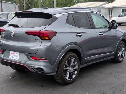 Used 2022 Buick Encore GX Select w/ Sport Touring Package FWD image 8