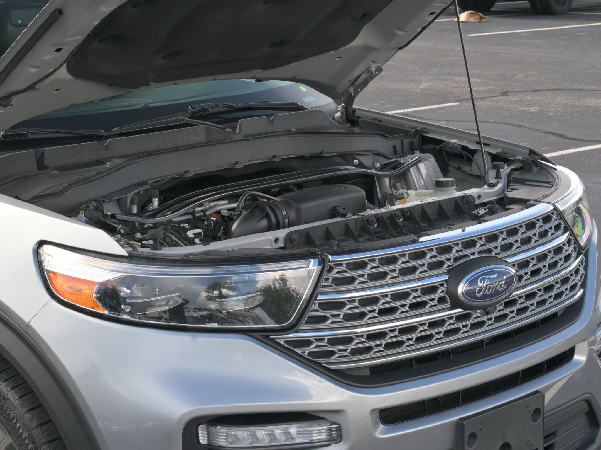 Used 2022 Ford Explorer Limited AWD/4WD image 8