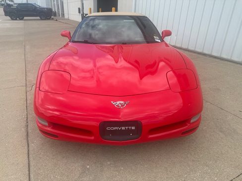 Used 2003 Chevrolet Corvette Convertible w/ Preferred Equipment Group1 RWD image 3