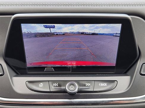 Used 2022 Chevrolet Blazer LT image 17