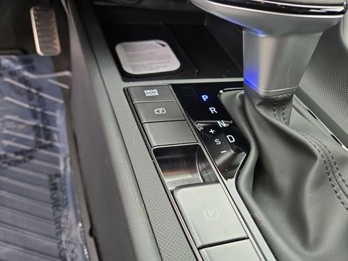 New 2026 Hyundai Elantra Sport FWD image 16