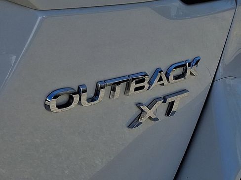 Used 2022 Subaru Outback Limited XT AWD/4WD image 36