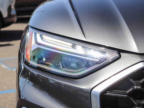 Certified 2023 Audi Q5 2.0T Premium Plus w/ Premium Plus Package AWD/4WD image 11