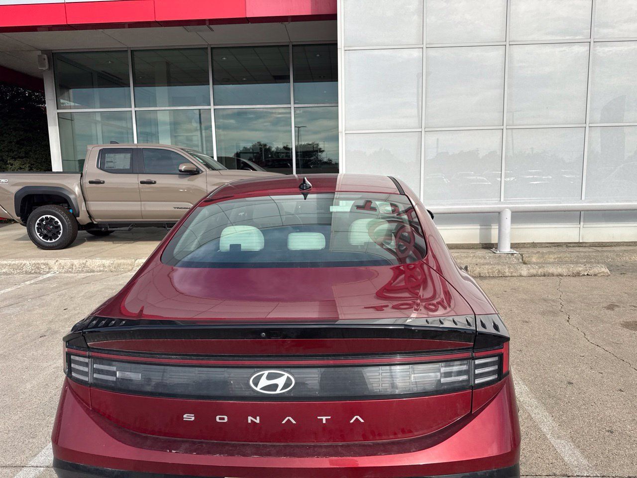 Used 2025 Hyundai Sonata SEL FWD image 5