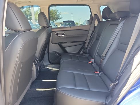 Certified 2023 Nissan Rogue SL w/ SL Premium Package FWD image 17