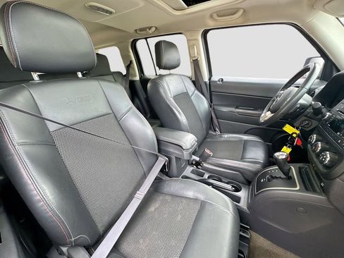 Used 2016 Jeep Patriot 75th Anniversary w/ Power Value Group image 24