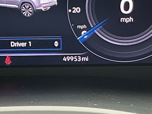 Certified 2020 Volkswagen Atlas Cross Sport SEL image 25