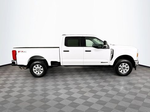 Used 2024 Ford F250 XLT w/ FX4 Off-Road Package AWD/4WD image 9