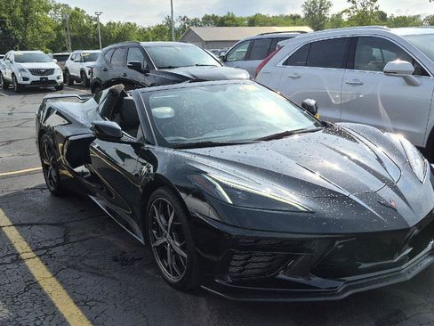 Used 2021 Chevrolet Corvette Stingray Premium Conv w/ Z51 Performance Package RWD image 7