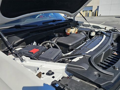 Used 2022 Cadillac Escalade Premium Luxury image 26