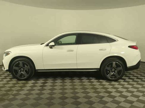 Used 2026 Mercedes-Benz GLC 300 4MATIC image 2