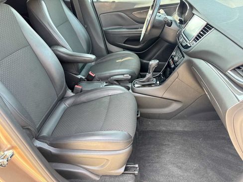Used 2018 Buick Encore Preferred AWD/4WD image 20