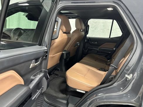 Used 2026 Toyota 4Runner Limited AWD/4WD image 42
