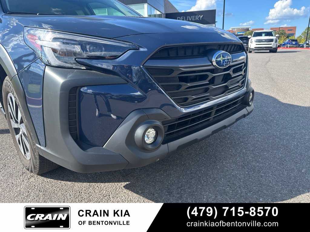 Used 2025 Subaru Outback Premium AWD/4WD image 10
