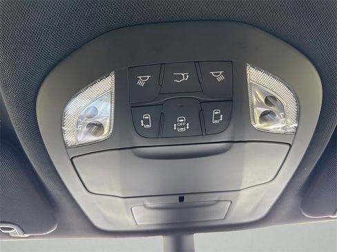 New 2026 Chrysler Pacifica Select image 35