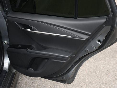 Certified 2025 Toyota Camry SE image 18