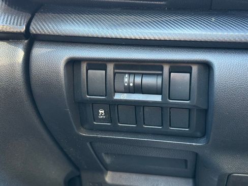 Used 2019 Subaru Crosstrek 2.0i Premium w/ Popular Package #4 image 31