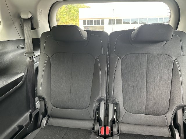 Used 2023 Jeep Grand Cherokee L Laredo AWD/4WD image 32