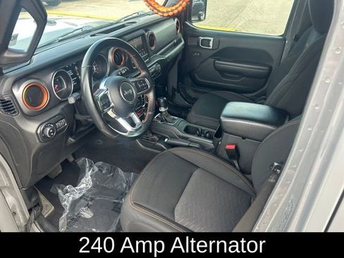 Used 2021 Jeep Gladiator Mojave w/ Trailer Tow Package AWD/4WD image 5