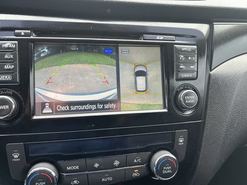Used 2017 Nissan Rogue Sport SL FWD image 15