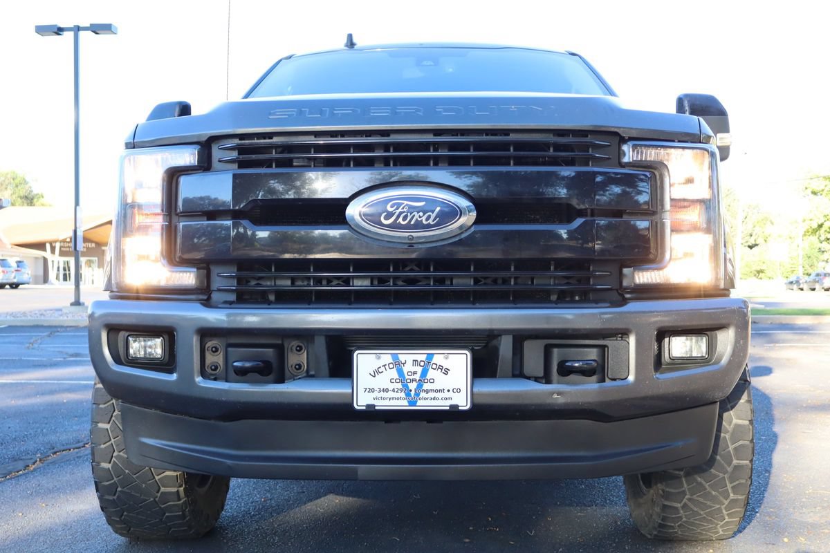 Used 2019 Ford F250 Lariat w/ Lariat Ultimate Package AWD/4WD image 13