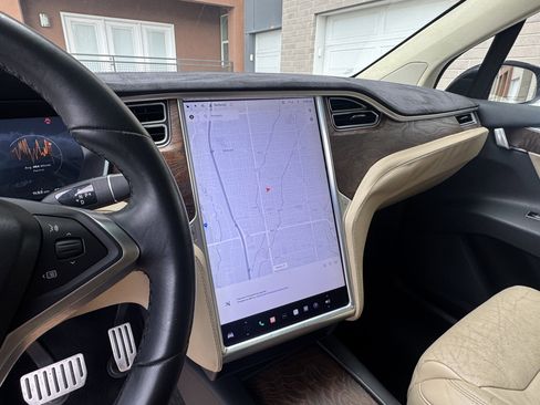 Used 2017 Tesla Model X P100D image 23