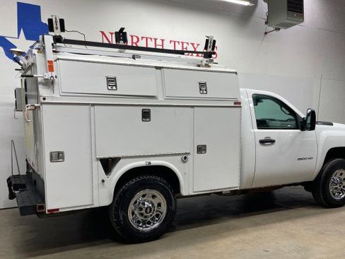 Used 2014 Chevrolet Silverado 3500 W/T image 6