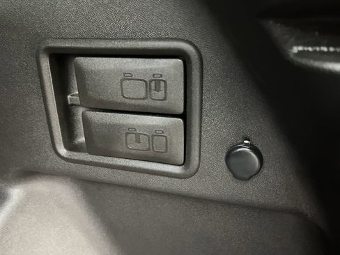 Certified 2023 GMC Terrain SLE w/ Driver Convenience Package image 29