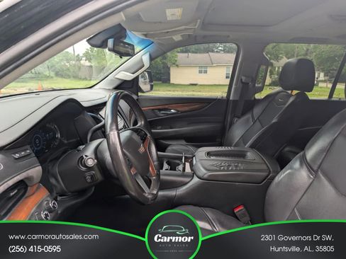 Used 2018 Cadillac Escalade ESV Luxury AWD/4WD image 6