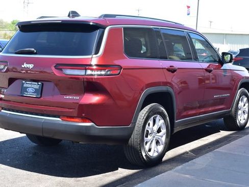 Used 2022 Jeep Grand Cherokee L Limited AWD/4WD image 13