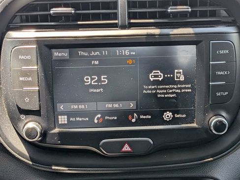 Used 2023 Kia Soul LX w/ Option Group 015 FWD image 13