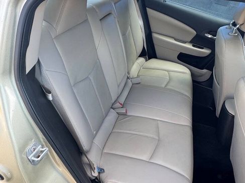 Used 2011 Chrysler 200 Limited FWD image 17