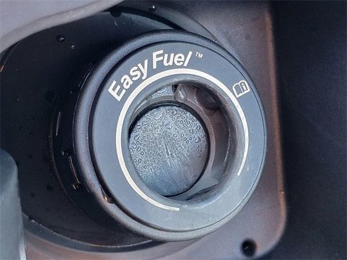 Certified 2022 Ford Escape SE image 8