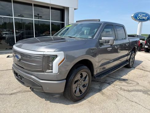 Used 2022 Ford F150 Lightning Lariat w/ Equipment Group 511A High AWD/4WD image 3
