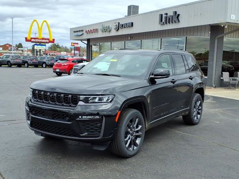 New 2026 Jeep Grand Cherokee Limited AWD/4WD image 5