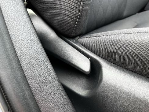 Used 2024 Toyota Corolla LE image 25