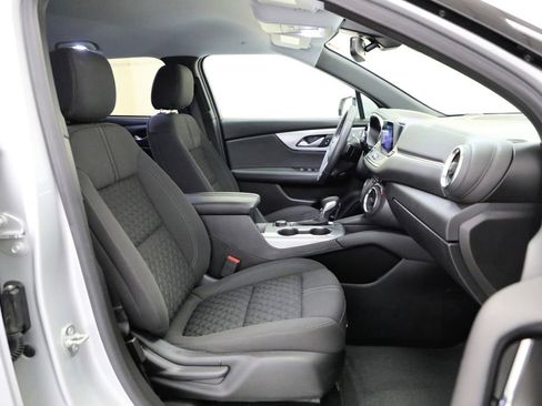 Certified 2022 Chevrolet Blazer LT AWD/4WD image 11