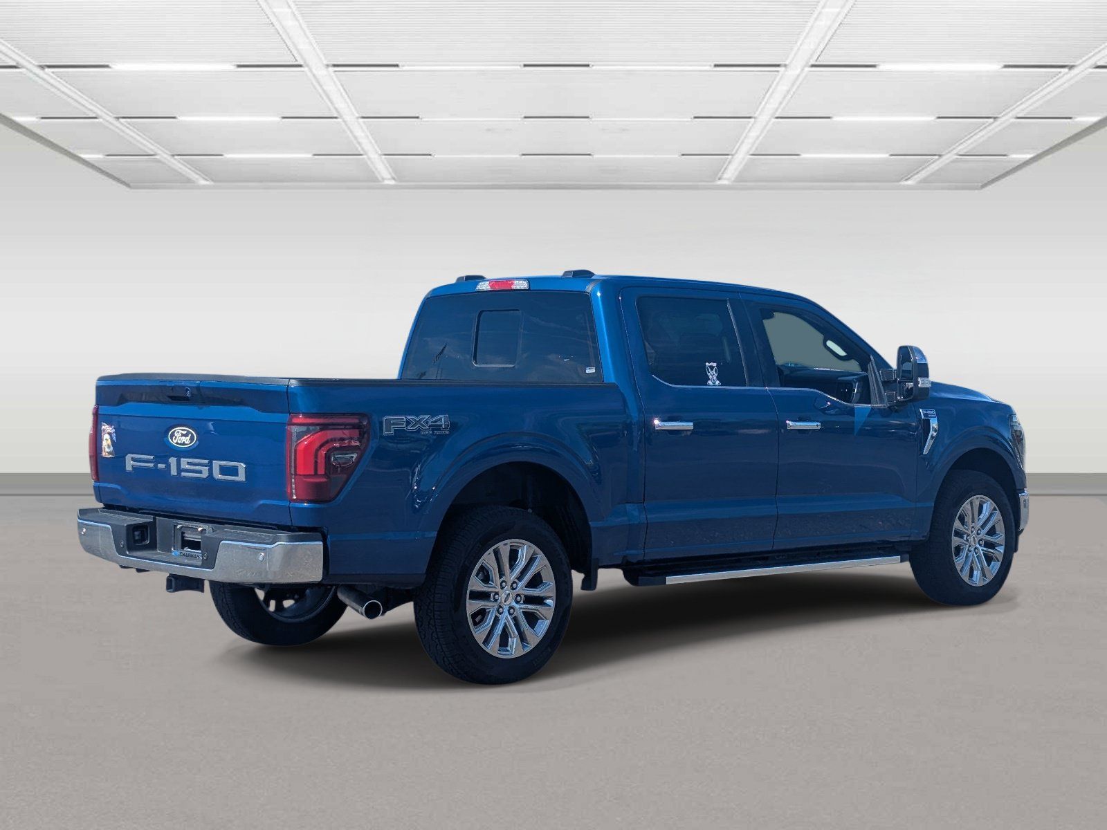 Used 2025 Ford F150 Lariat w/ Equipment Group 501A Mid AWD/4WD image 5