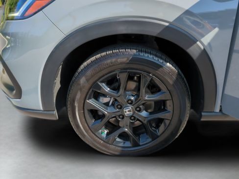 Certified 2025 Honda HR-V Sport image 31