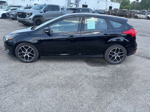 Used 2017 Ford Focus SEL FWD image 14