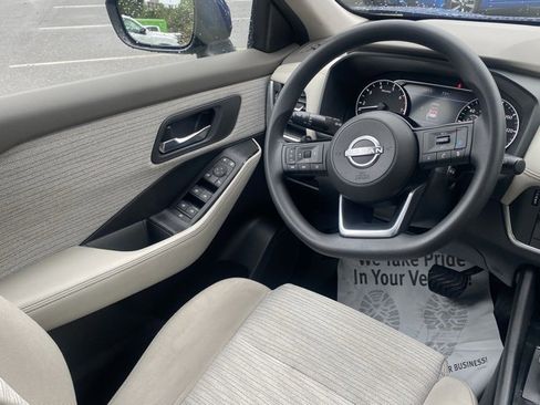 Certified 2023 Nissan Rogue SV image 33