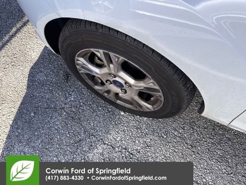 Used 2015 Ford Fiesta SE image 9