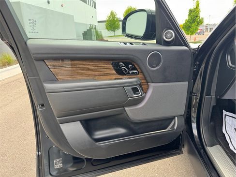 Used 2019 Land Rover Range Rover HSE AWD/4WD image 20