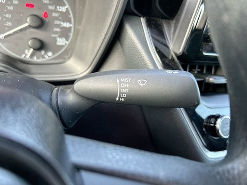 Used 2025 Toyota Corolla LE FWD image 9