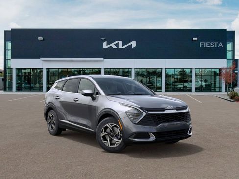 Used 2025 Kia Sportage LX image 1